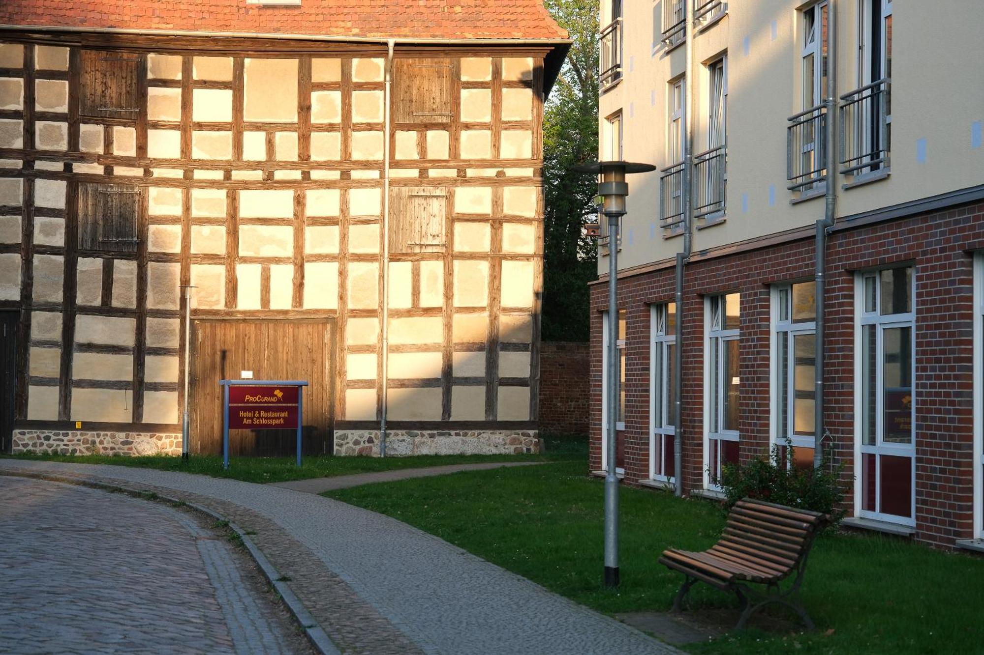 Hotel & Restaurant Am Schlosspark Dahme  Exterior photo